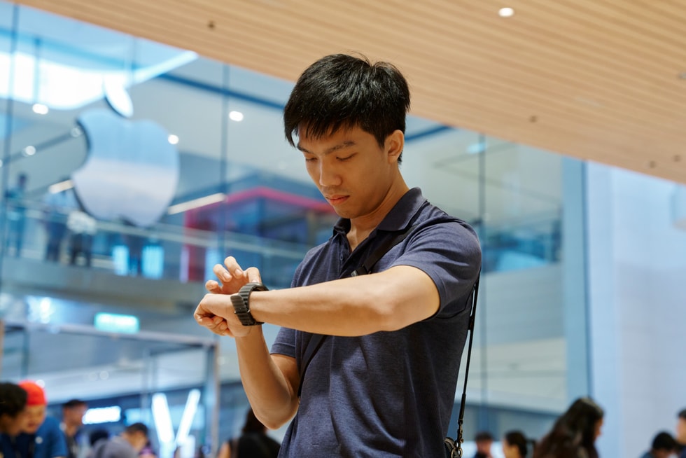 Apple Watch Ultra 4 satışta: 49 mm kordon ve ekran koruyucularda uyumluluk rehberi